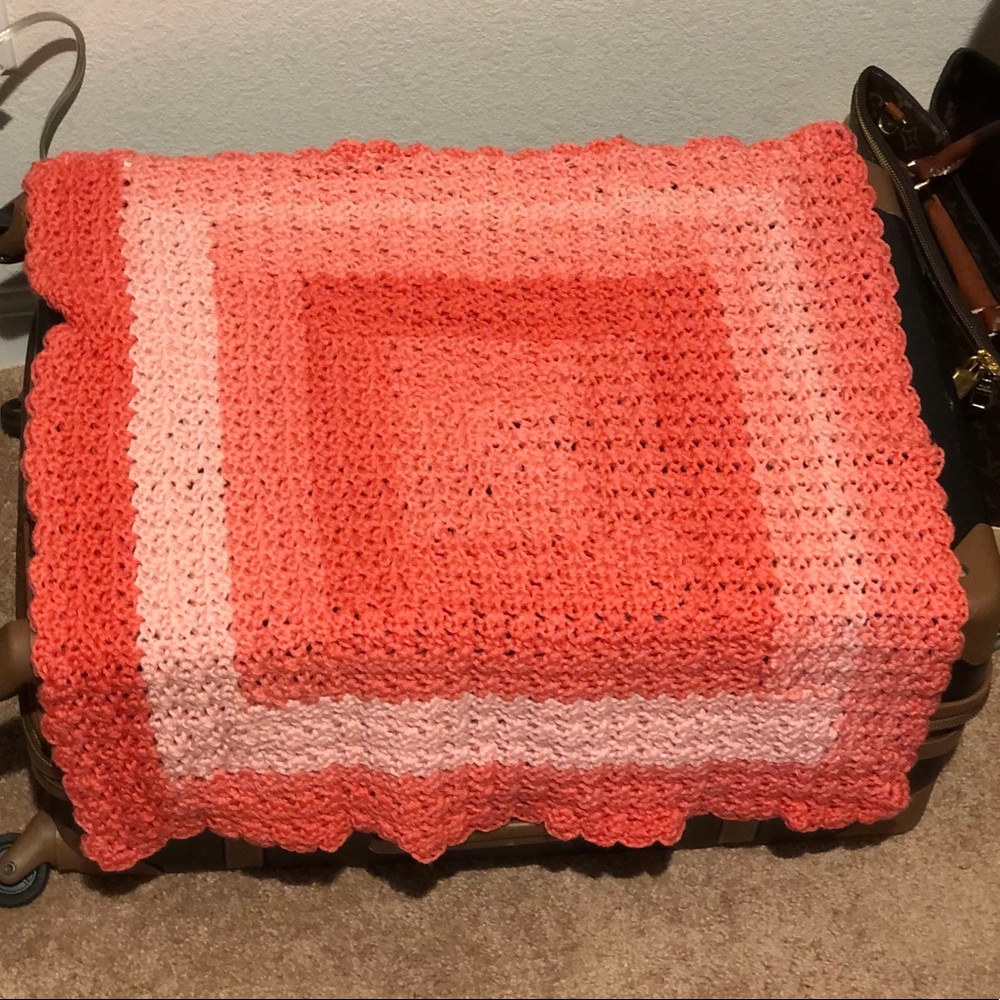 Small Baby/Pet Throw Blanket - Picture 2 of 2